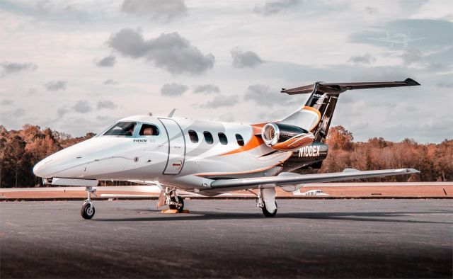 Embraer Phenom 100 (N100EX)