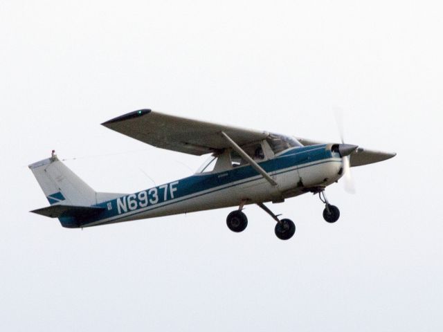 Cessna Commuter (N6937F) - Oshkosh 2013!