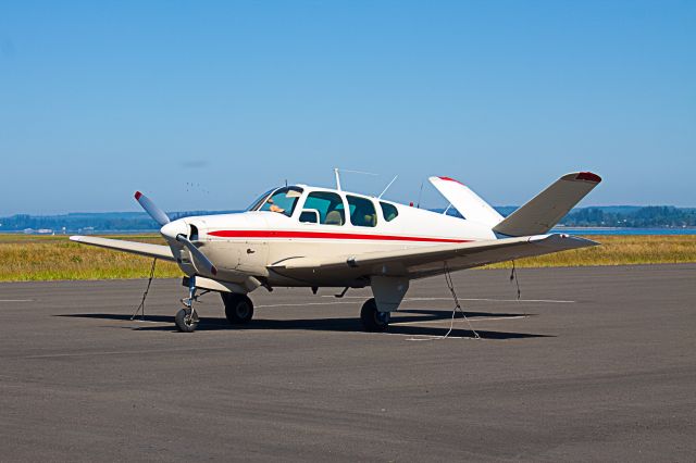 Beechcraft Bonanza (36) (N4512D)