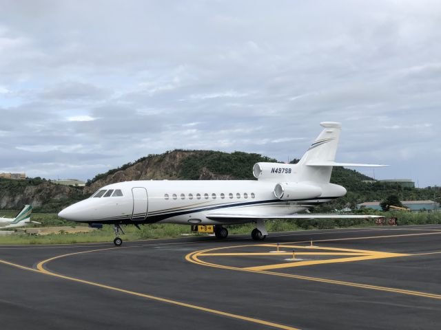 Dassault Falcon 900 (N497SB)