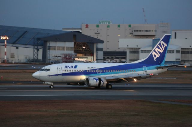 Boeing 737-500 (JA356K)