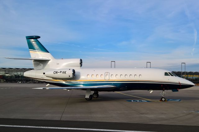 Dassault Falcon 900 (CN-RAK)