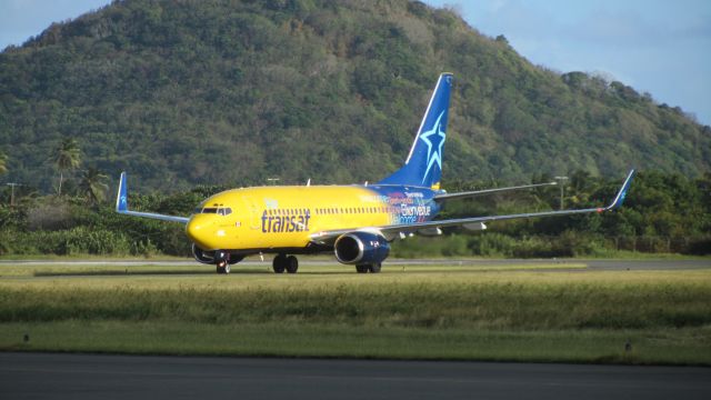 Boeing 737-700 (C-GTQP)