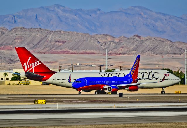 Boeing 737-800 (N8319F) - N8319F Southwest Airlines Boeing 737-8H4 - cn 36994 / ln 4162  First Flight: 23-08-2012  - Las Vegas - McCarran International (LAS / KLAS) USA - Nevada, September 27, 2012 Photo: Tomás Del Coro