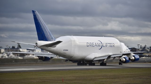 Boeing 747-400 (N780BA) -  Boeing 747-409 LCF Dreamlifter departing runway 16R at Paine Field, Washington