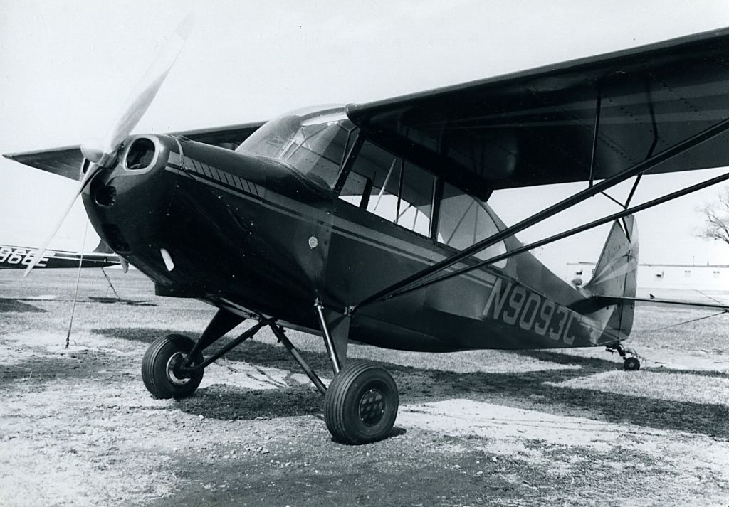 N9093C — - Owned by the Chief Maintenance Instructor at Vincennes University in 1975