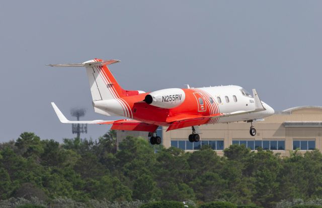 Learjet 55 (N255RV)