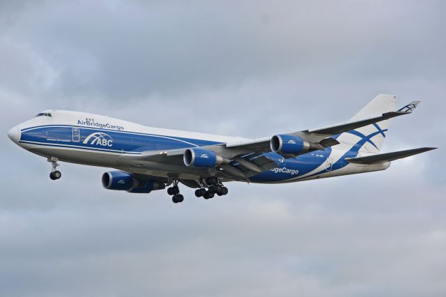 Boeing 747-400 (VP-BIM)