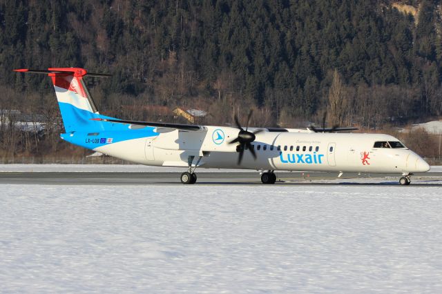 de Havilland Dash 8-400 (LX-LQB)