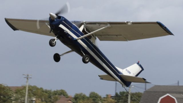 Cessna Commuter (N12MM)