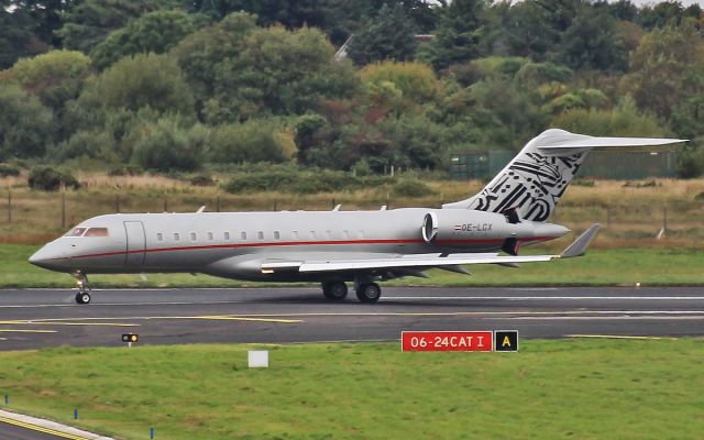 Bombardier Global Express (OE-LGX) - 21/9/13.