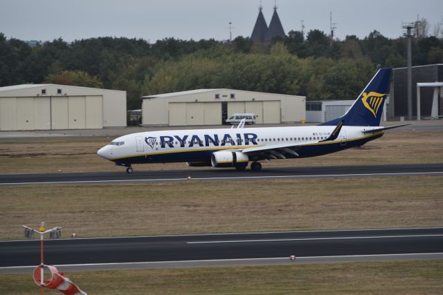 Boeing 737-800 (EI-GJB)