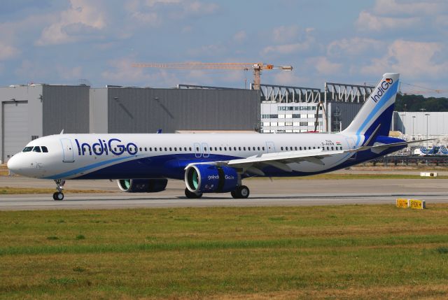 Airbus A321neo (VT-IUX)