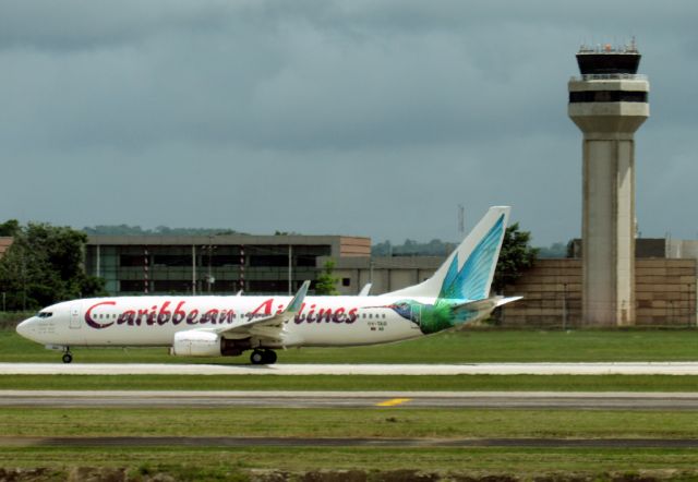 Boeing 737-800 (9Y-TAB)