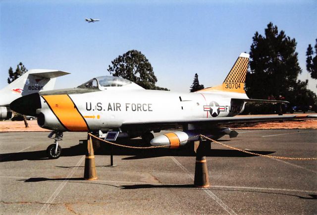 — — - North American F-86D Sabre