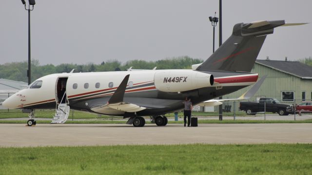 Embraer Legacy 450 (N449FX) - “Flexjet 449” // LXJ449br /br /N449FX is a 2022 Embraer Praetor 500, owned/operated by Flexjet. Pictured here being closed up for an overnight stay at KVPZ. 5/8/23