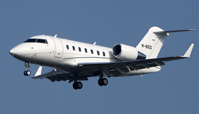 Canadair Challenger (M-BIGG)