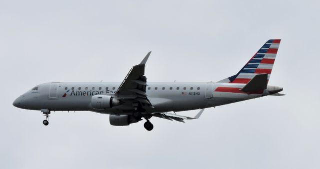 Embraer ERJ 175 (N113HQ) - Moments before landing, spring 2019.