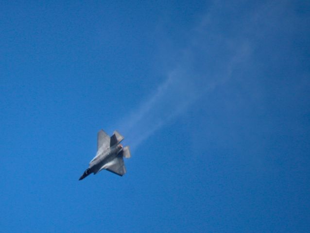 Lockheed F-35C —