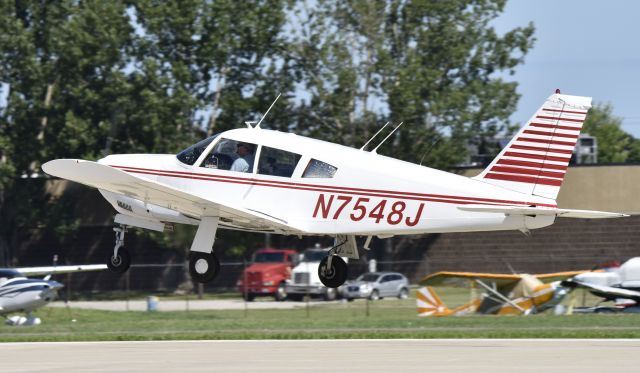 Piper Cherokee (N7548J) - Airventure 2017