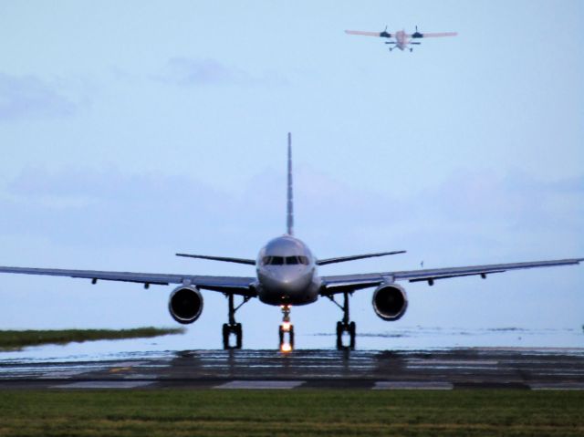 Boeing 757-200 (N197AN)