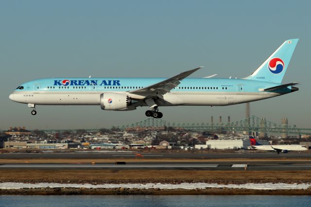 Boeing 787-8 (HL8085) - 'Koreanair 091' arriving from Seoul