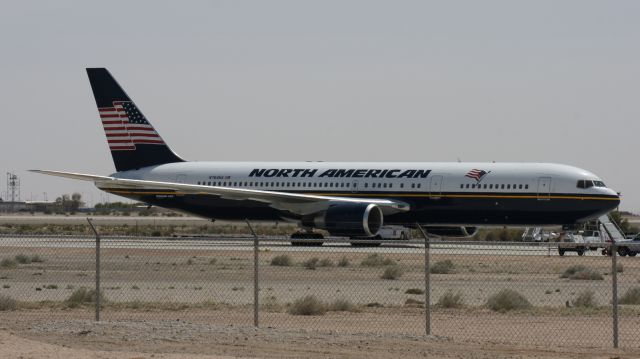 BOEING 767-300 (N764NA)