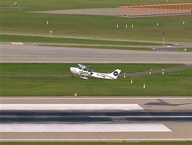 Cessna Skylane (HB-CYH)