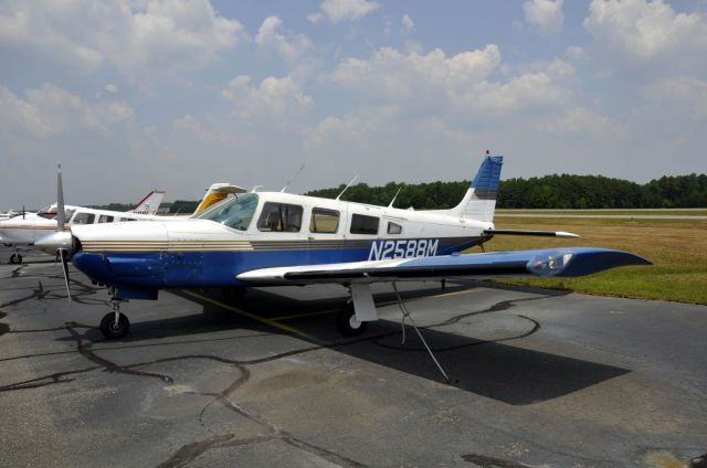 Piper Saratoga (N2588M)