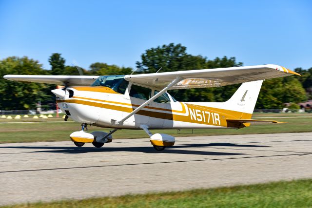 Cessna Skyhawk (N5171R)