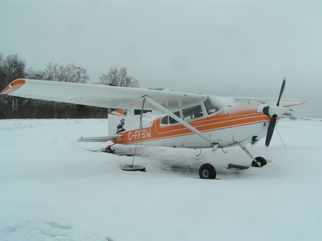 Cessna Skywagon 180 (C-FFSW)