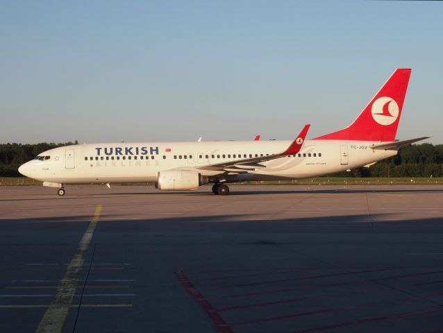 Boeing 737-800 (TC-JGV)