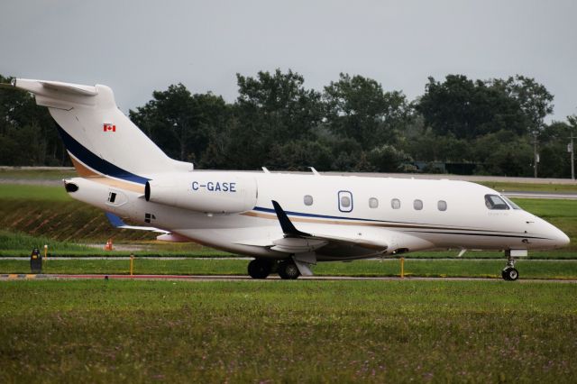 Embraer Legacy 450 (C-GASE) - Year: 2018br /Make: Embraer br /Model: Legacy 450br /Opby: AirSprint