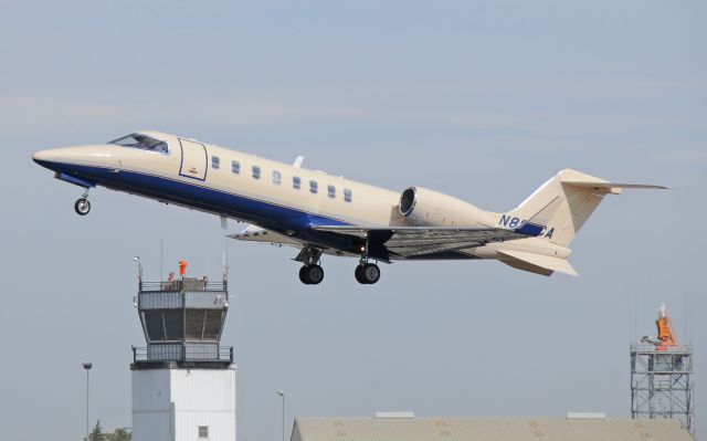 Learjet 45 (N863CA)