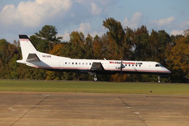 Saab 2000 (N813BB)