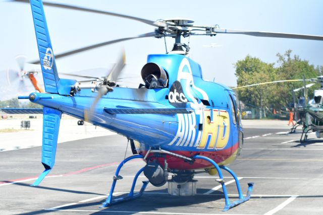 Eurocopter AS-350 AStar (N71HD)
