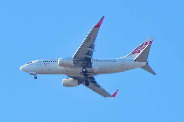 Boeing 737-700 (4L-GTI)