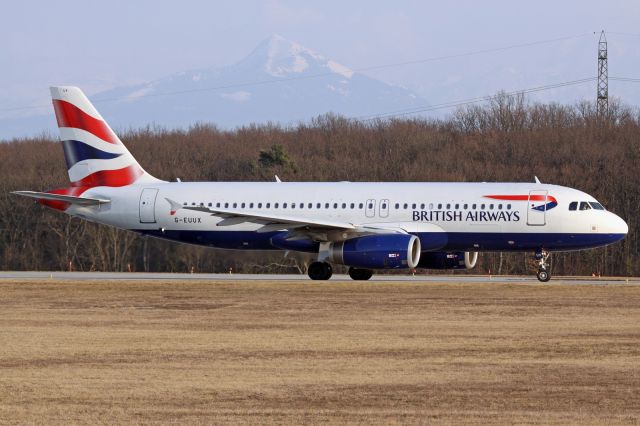 Airbus A320 (G-EUUX)