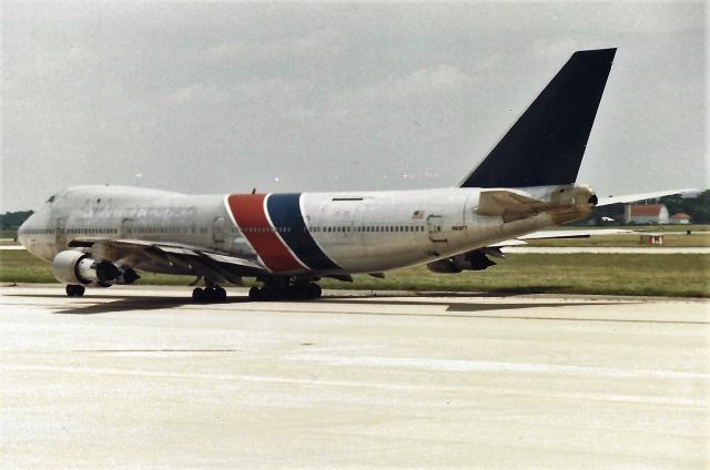 BOEING 747-100 (N819FT) - 1989. SCANNED FROM PRINT.