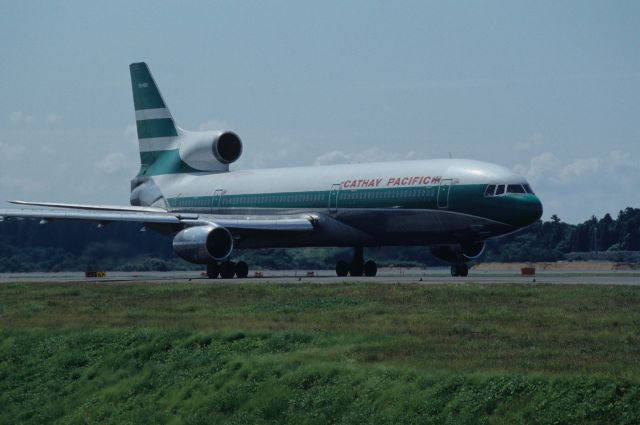 Lockheed L-1011 TriStar (VR-HOA) - Taxing at Narita Intl Airport on 1995/09/09