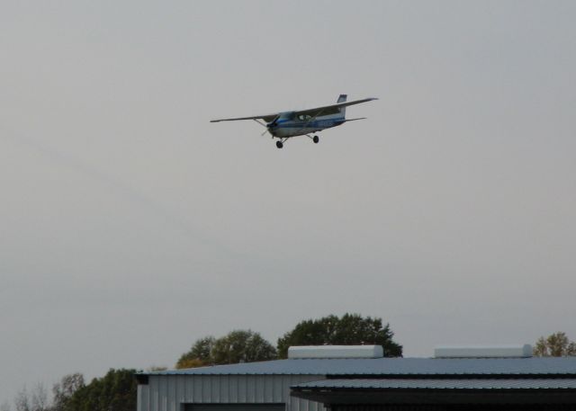 Cessna Skyhawk (N64530) - landing at Queen City, Runway 15.    This is good ole Old Blue (we spent some time in this plane - its old but reliable!)