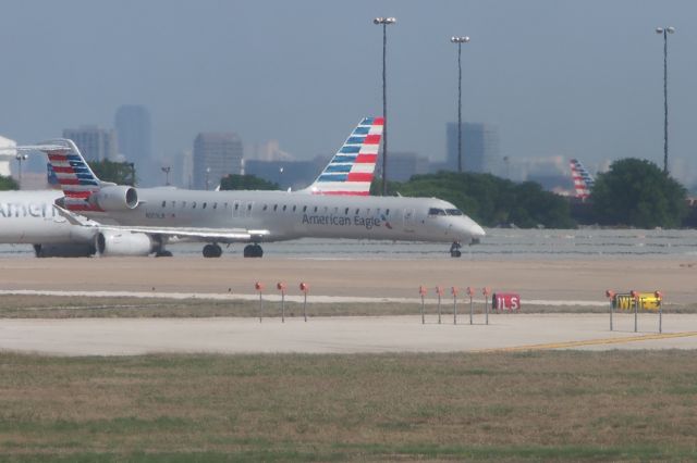 Canadair Regional Jet CRJ-200 (N959LR)