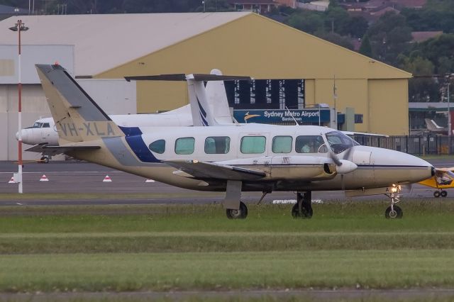 Piper Navajo (VH-XLA)