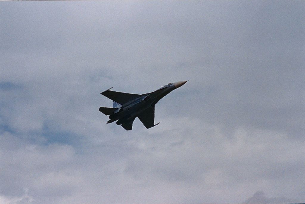 Sukhoi Su-27 Flanker — - Russian Air Force SU-27 putting on an air show at an Air Power Air Show