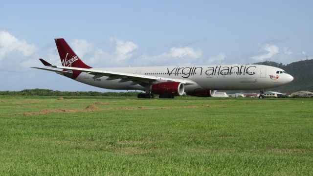 Airbus A330-300 (G-VGBR)