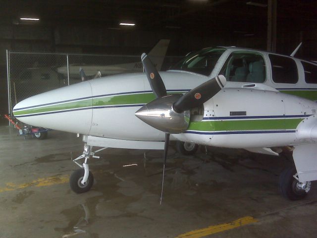 Beechcraft 55 Baron (N58TM)