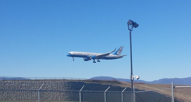 Boeing 757-200 — - Boeing 757 from the Presidential Fleet doing touch and goes in CHO