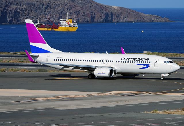 Boeing 737-800 (LY-DUE) - Operating for TUI.