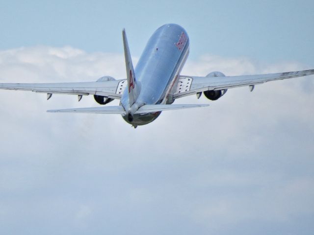 Boeing 737-800 (N856NN)