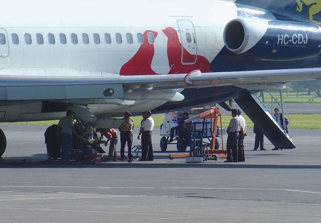 Boeing 727-100 (HC-CDJ) - Impromptu brake job. 